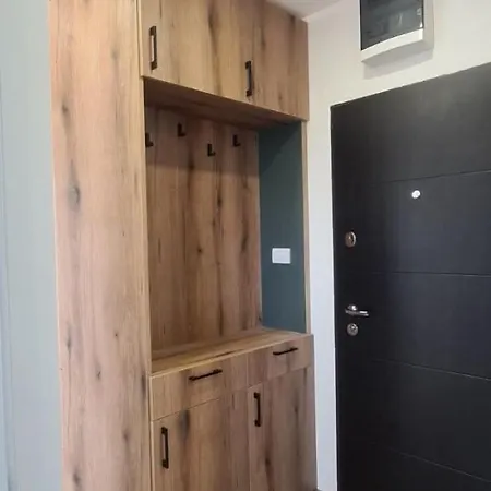 Andrea Apartment Divcibare